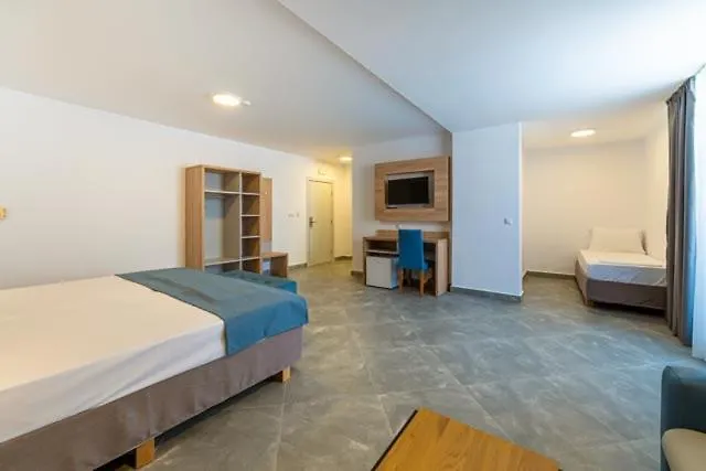 Hotel Martinez 4*