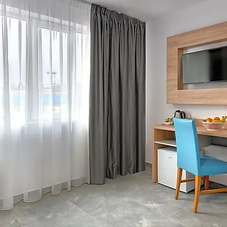 Martinez Hotel